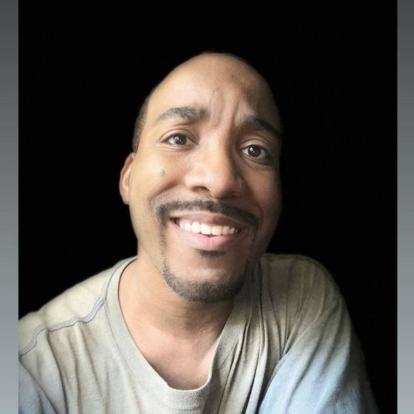 Meet your Posher, Robert - Picture 1 of 1